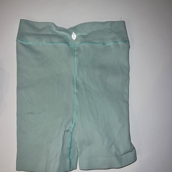 NWOT Free People Movement Free Throw SET - Picture 5 of 5